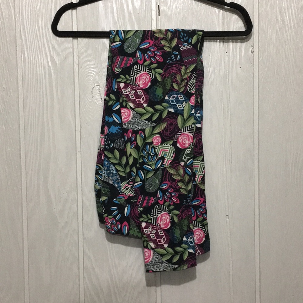 Floral lularoe leggings